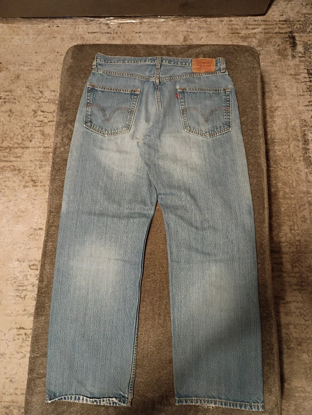 Levis Men's 569 Loose Straight Jeans Size 34x32 Light Wash